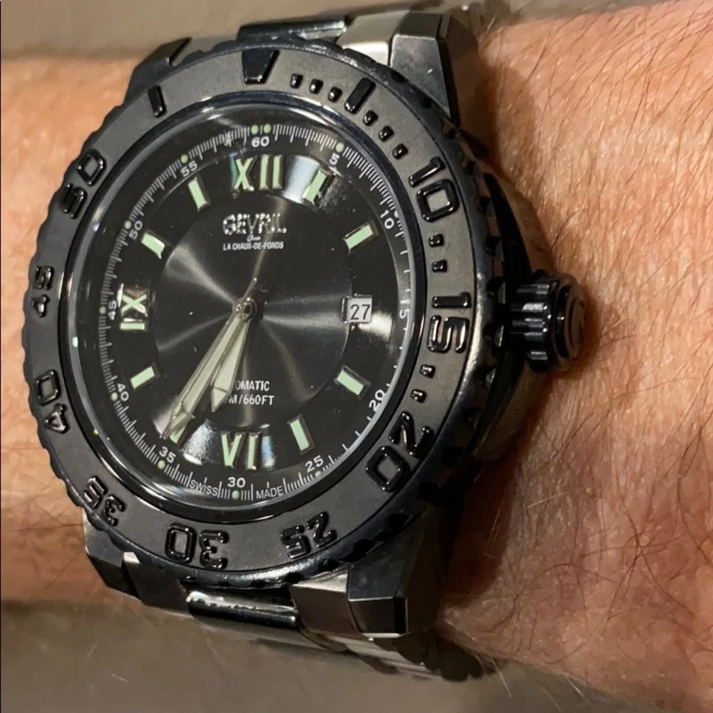 Gevril NWOT Seacloud Stainless Steel Bracelet Watc